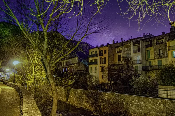 Le long de la Roudoule après le coucher du soleil