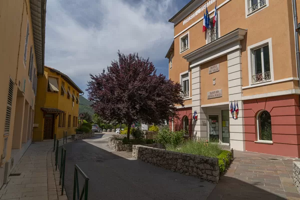 façade de la mairie côté sud