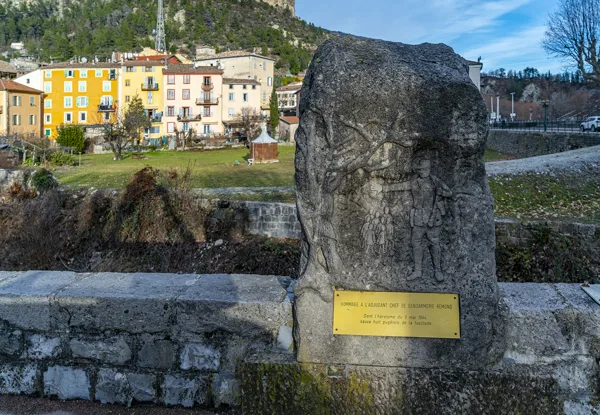 stèle commémorant l'évènement