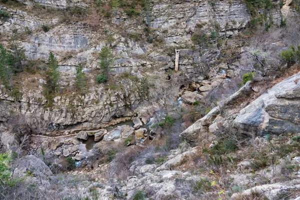 origine du canal longeant la Roudoule sur sa rive ouest