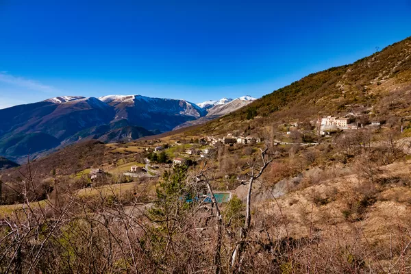 Le village de La Croix sur Roudoule